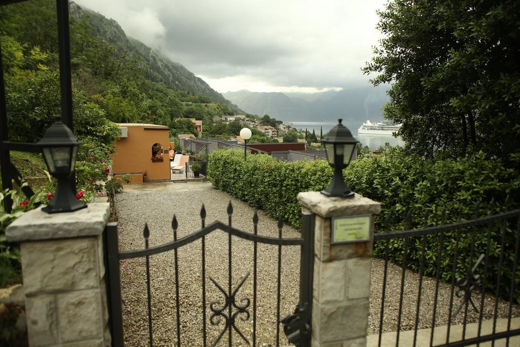 Apartments Krivokapic Kotor Exterior photo